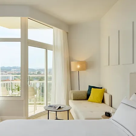 Melia Hotell 5*