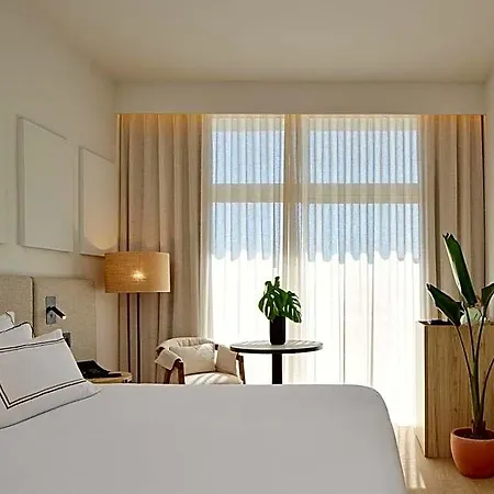 Hotell Melia 4*