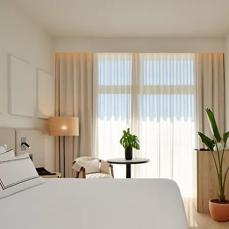 Meliá Szálloda 4*